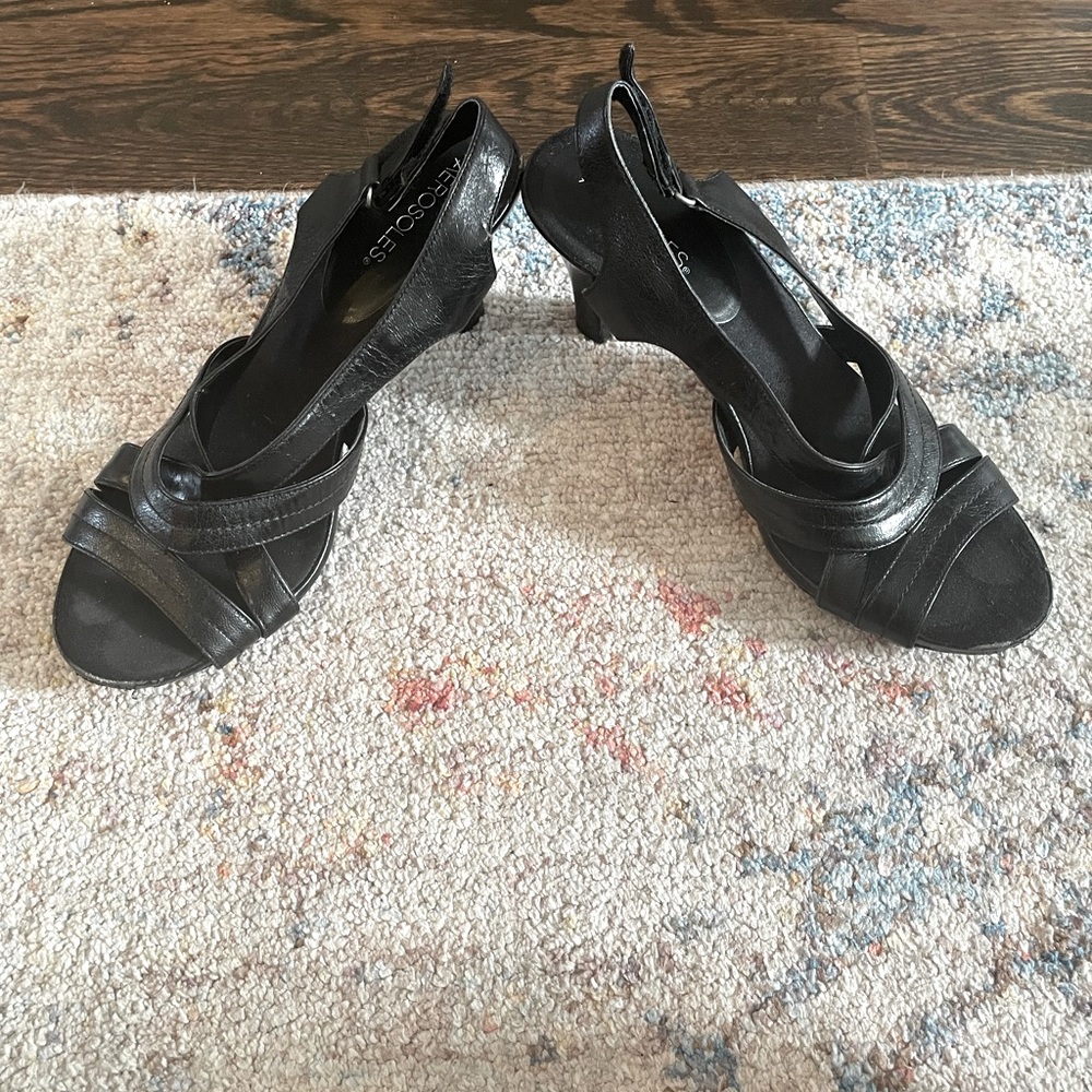 Aerosoles strapped heeled sandals